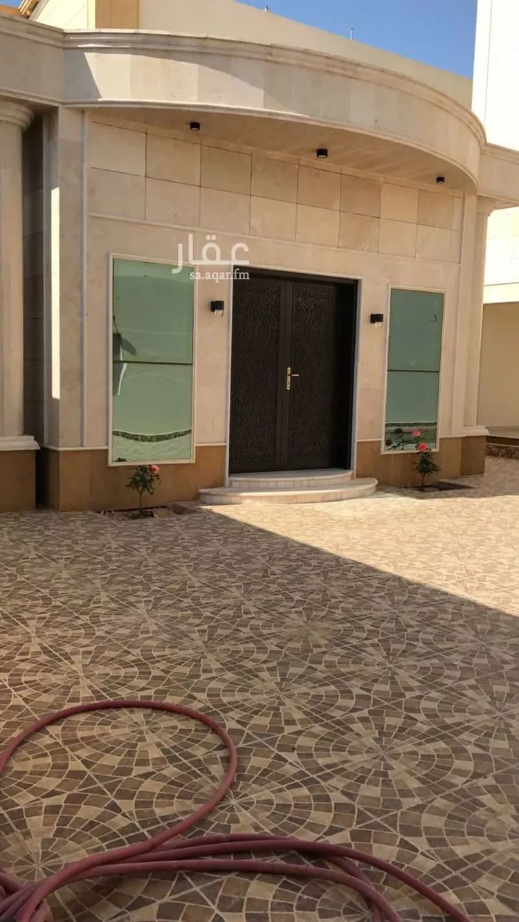 فيلا للإيجار في شارع العزم, حي الحزم, مدينة بريده, منطقة القصيم