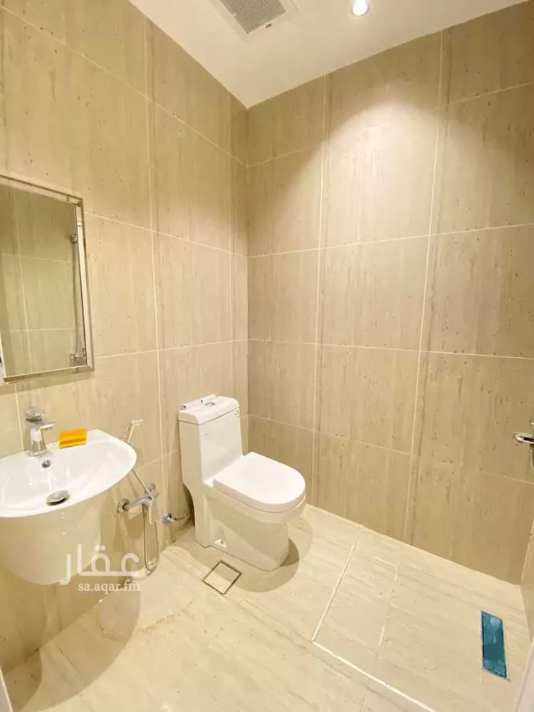 شقة للإيجار في شارع محمد بن ناصر المبارك ، حي عرقة ، الرياض ، منطقة الرياض 1 صورة