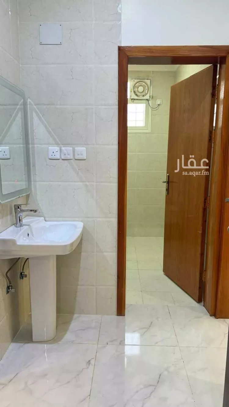 شقة للإيجار في شارع عبدالله ابن ثابت الازدي ، خميس مشيط ، خميس مشيط صورة 3