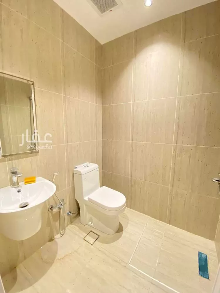 شقة للإيجار في شارع محمد بن ناصر المبارك ، حي عرقة ، الرياض ، منطقة الرياض صورة 2