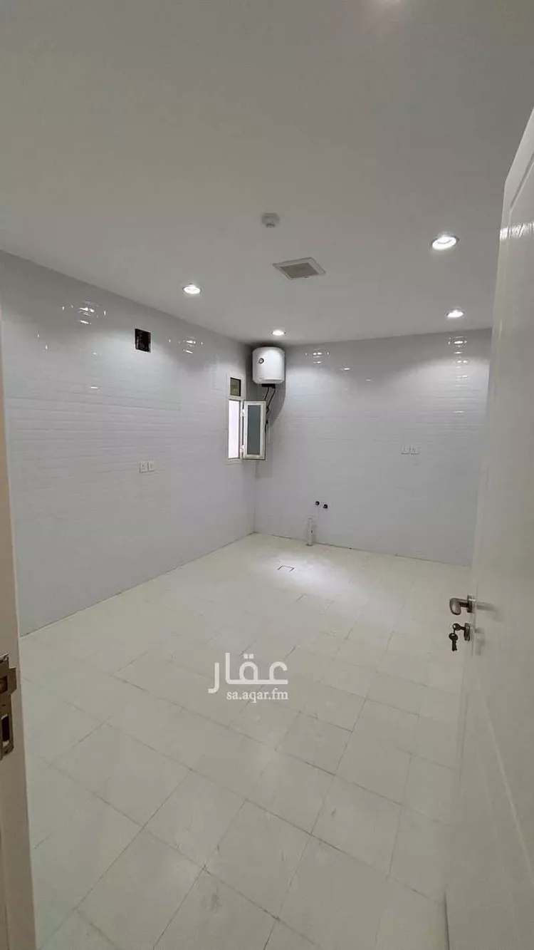 شقة للإيجار في شارع عقبة بن عثمان بن خلدة ، حي العوالي ، الرياض ، منطقة الرياض صورة 2