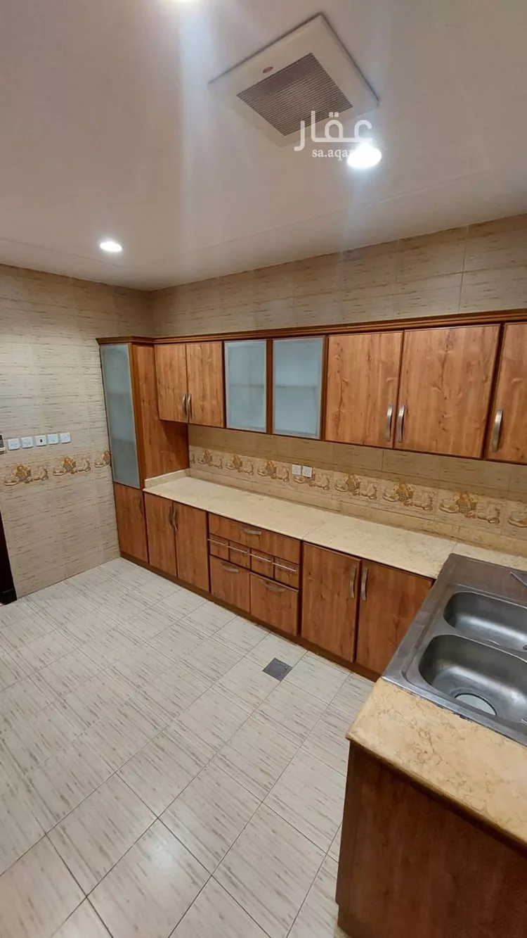 Floor for Rent in Riyadh Al Yasmin