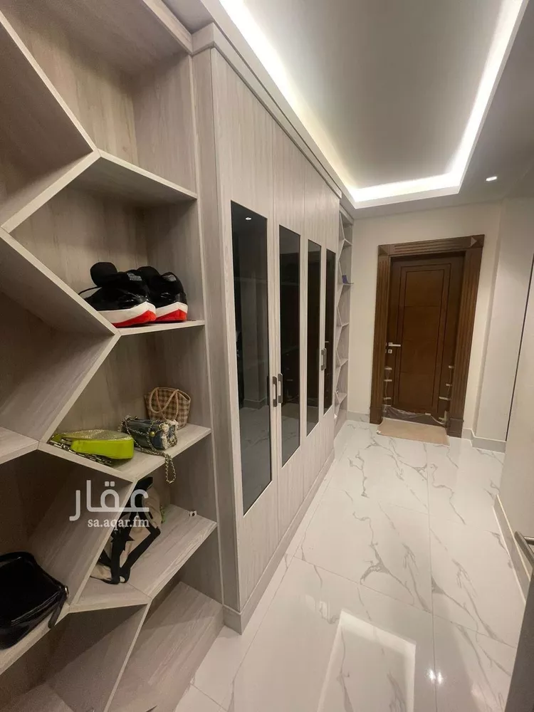 فيلا للإيجار في شارع أبي بكر الباطرقاني, حي العارض, مدينة الرياض, منطقة الرياض صورة 5