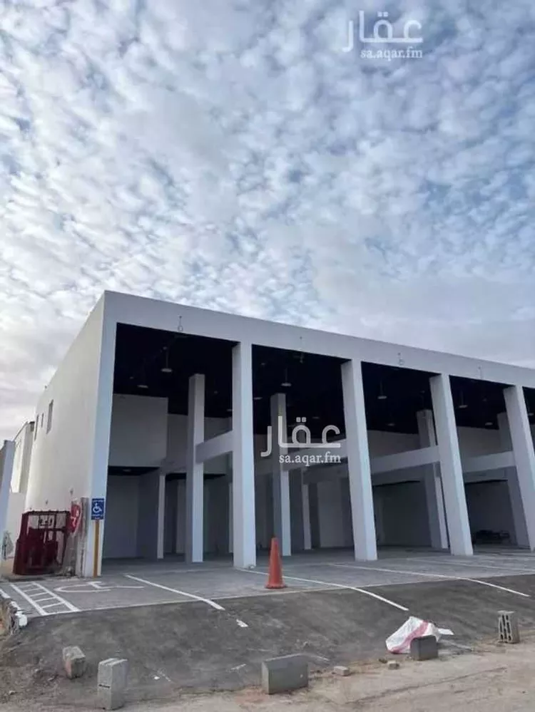 محل للبيع في شارع وادي الريحان, حي القادسية, مدينة الرياض, منطقة الرياض صورة 2