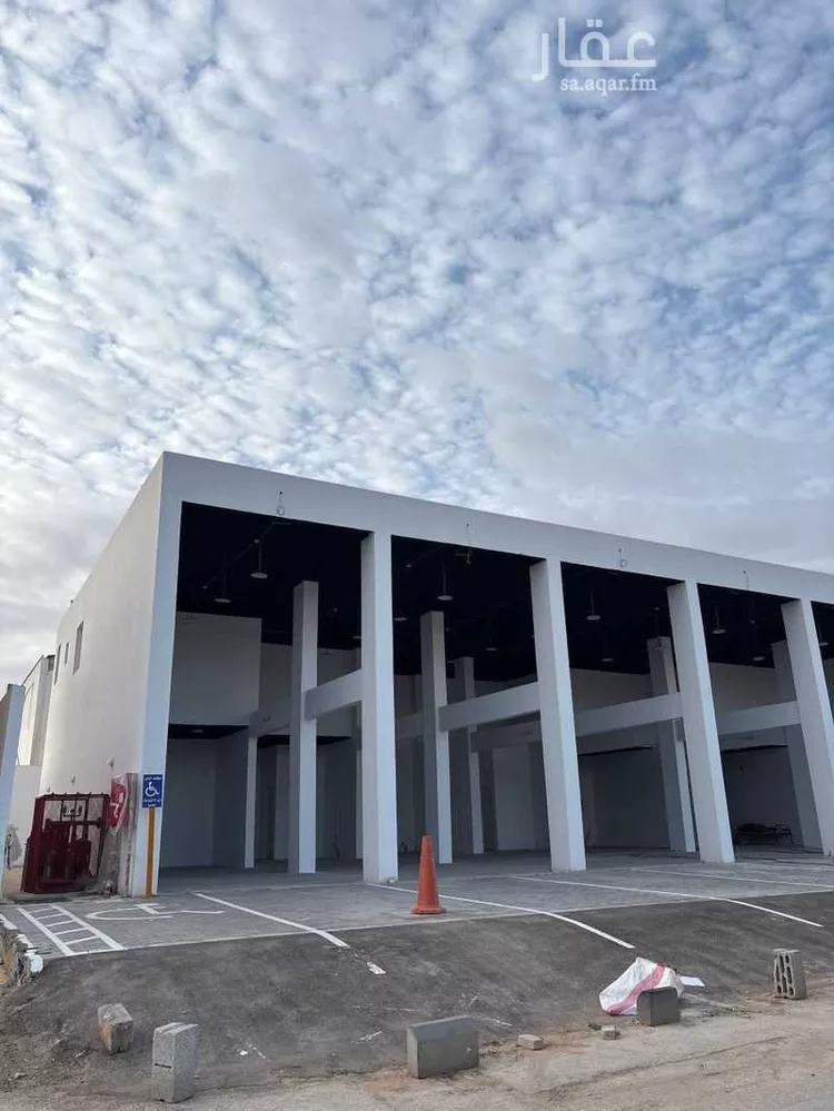 Shop for Rent in Riyadh Al Qadisiyah صورة 3