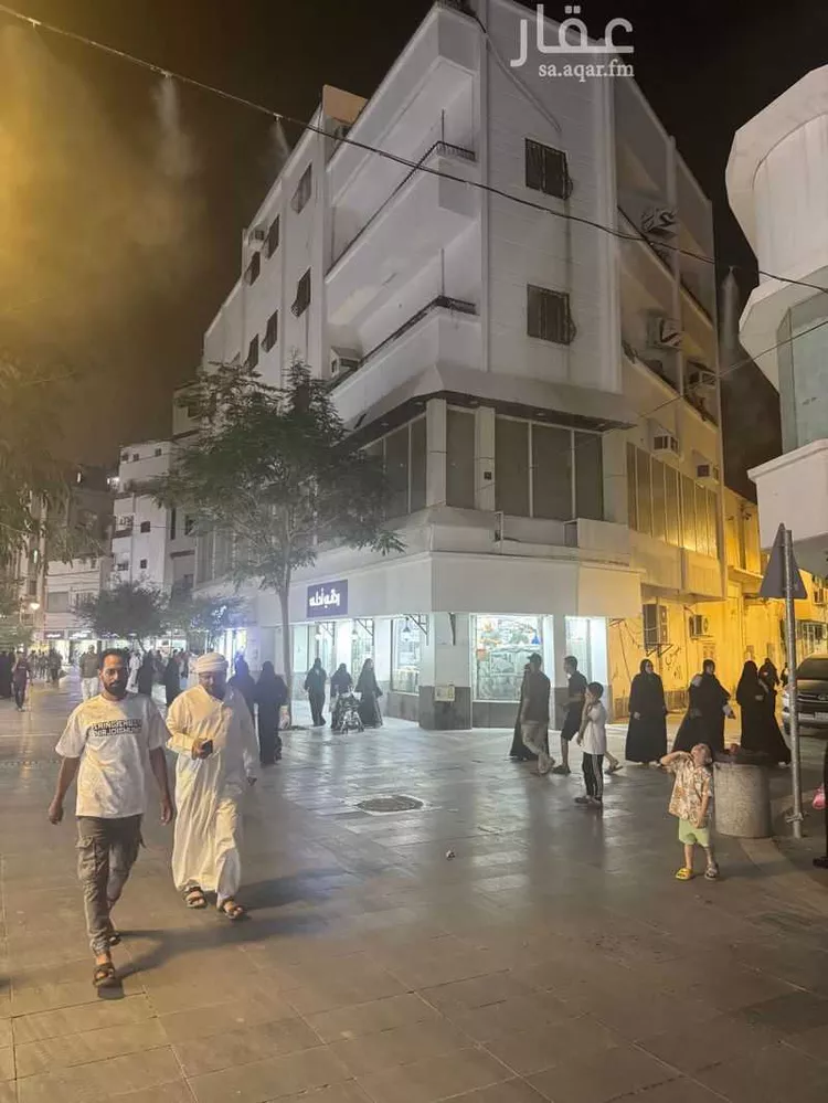 عمارة للبيع في شارع حازم بن عطاء ، حي مهزور ، المدينة المنورة ، منطقة المدينة المنورة صورة 3