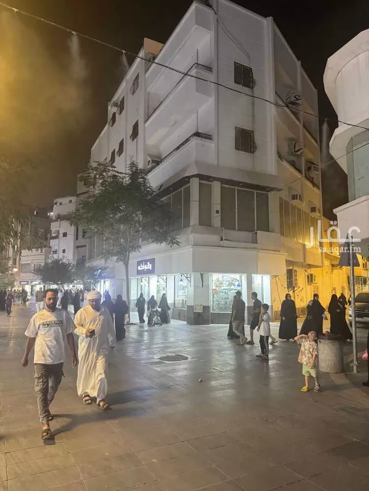 عمارة للبيع في طريق قباء ، حي الجمعة ، المدينة المنورة ، منطقة المدينة المنورة صورة 3