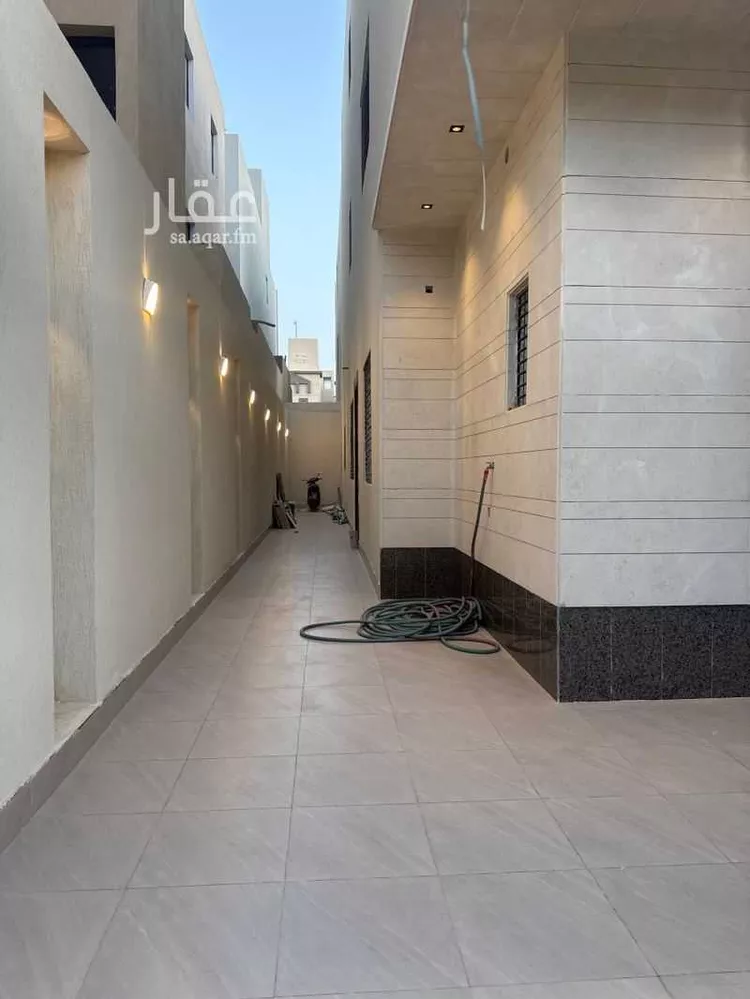 دور للبيع في شارع رقم 134, حي الجنادرية, مدينة الرياض, منطقة الرياض صورة 2