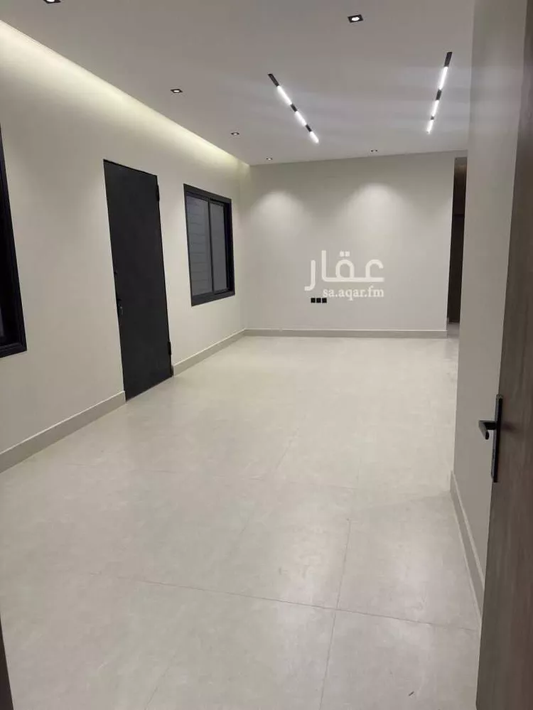 دور للبيع في شارع رقم 134, حي الجنادرية, مدينة الرياض, منطقة الرياض صورة 3