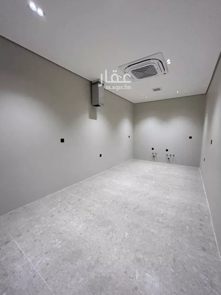 دور للبيع في شارع رقم 428, حي الملقا, مدينة الرياض, منطقة الرياض