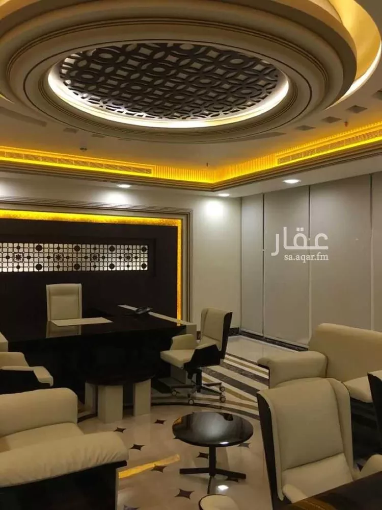 مكتب للبيع في شارع الامير سلطان ابن عبدالعزيز, حي المعذر الشمالي, مدينة الرياض, منطقة الرياض 8