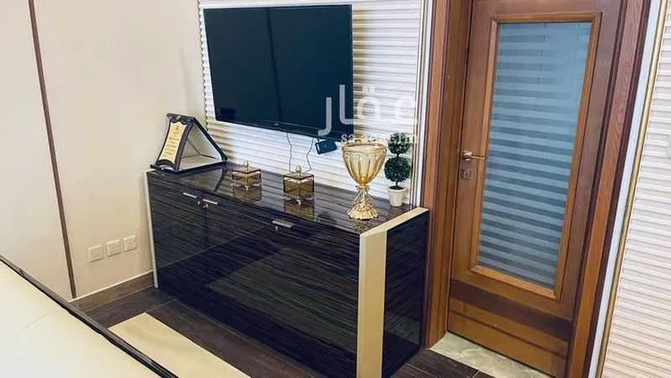 مكتب للبيع في شارع الامير سلطان ابن عبدالعزيز, حي المعذر الشمالي, مدينة الرياض, منطقة الرياض 13