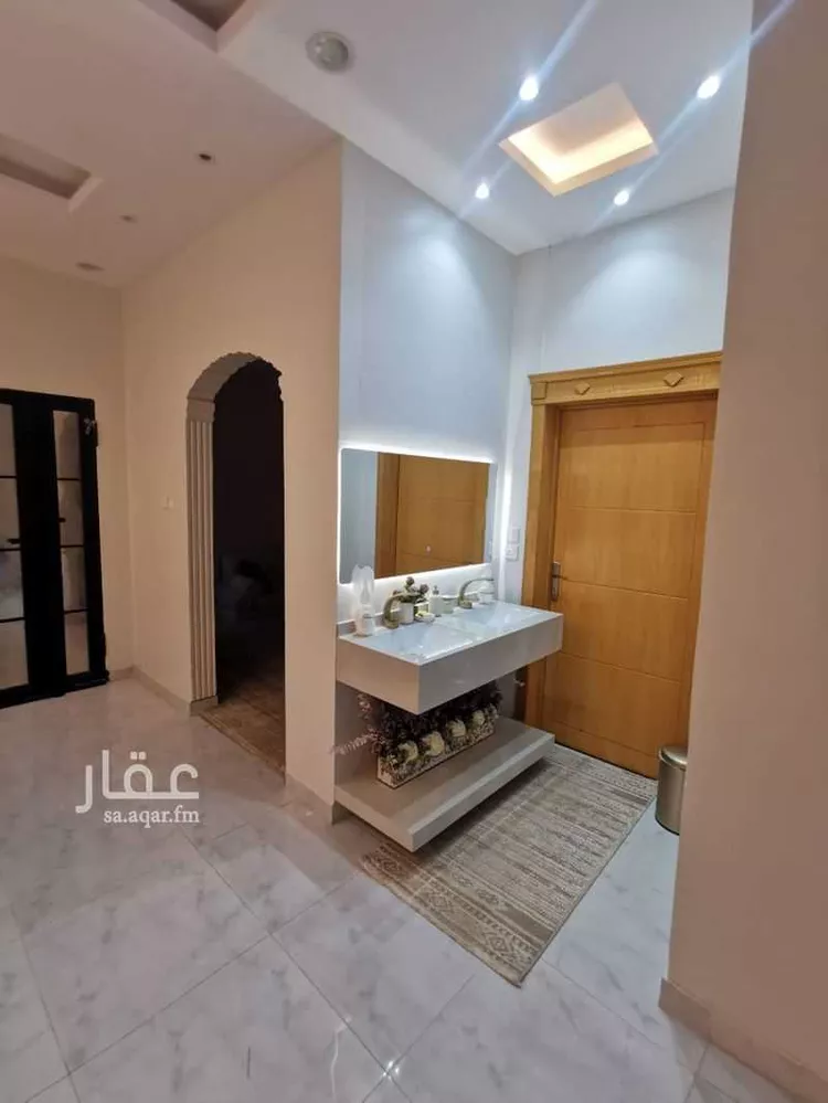دور للبيع في شارع أحمد بن نبهان الحافظ, حي المهدية, مدينة الرياض, منطقة الرياض صورة 2