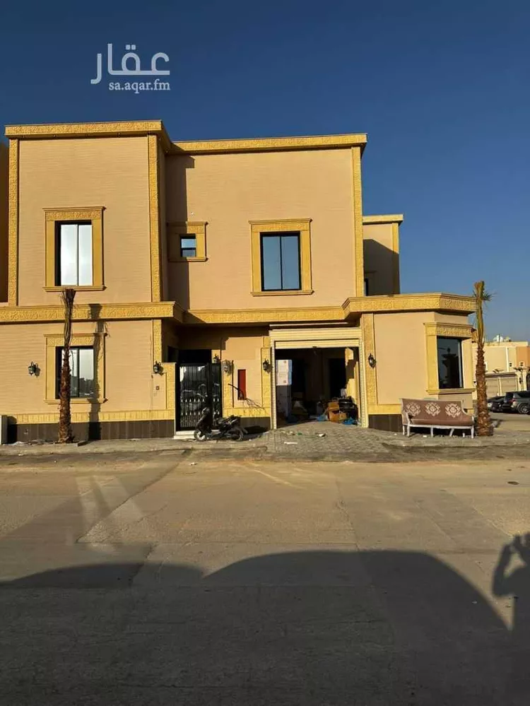 فيلا للبيع في شارع غنيمة, حي ظهرة لبن, مدينة الرياض, منطقة الرياض صورة 2