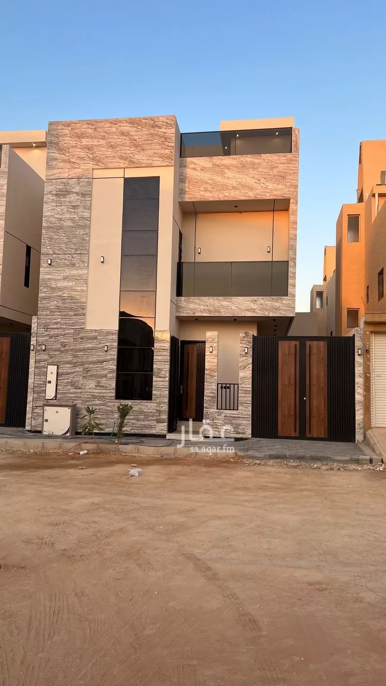 فيلا للبيع في شارع أبي الشيخ الأصبهاني, حي المهدية, مدينة الرياض, منطقة الرياض