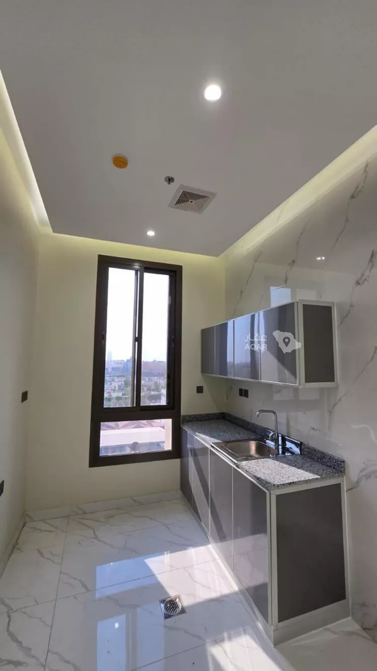 شقة للإيجار في شارع محمد بن ابراهيم ال الشيخ, حي السلامة, مدينة جدة, منطقة مكة المكرمة صورة 5