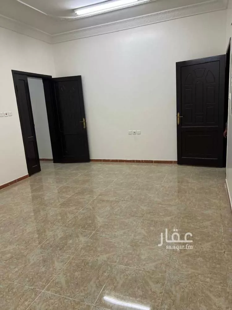 شقة للإيجار في شارع عبدالله بن مسعود, حي الورود, مدينة تبوك, منطقة تبوك صورة 5