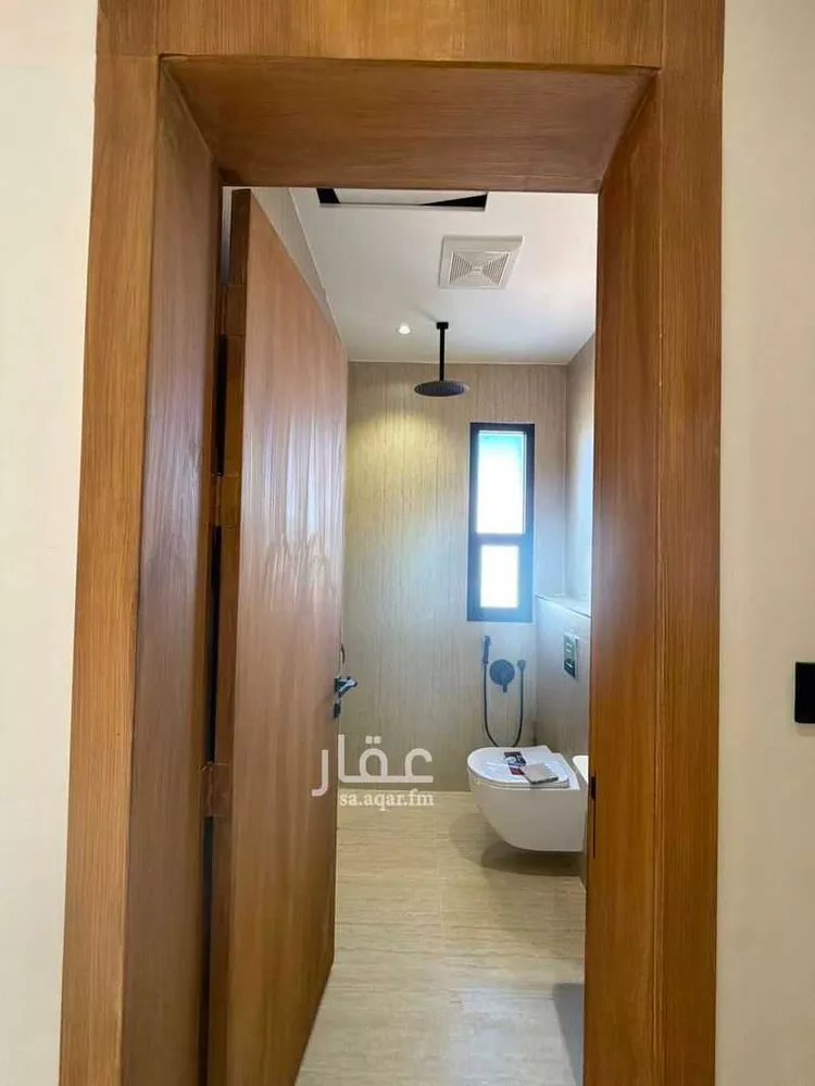 Floor for Sale in Riyadh Ar Rimal 9