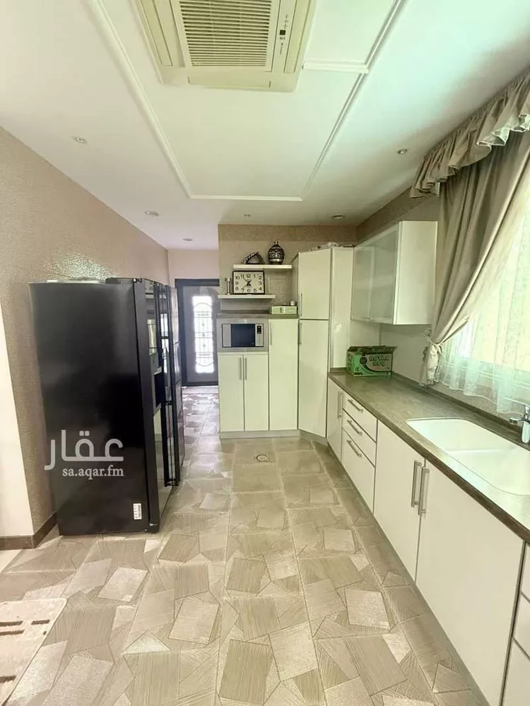 فيلا للبيع في شارع الجوز, حي الربيع, مدينة الرياض, منطقة الرياض 12