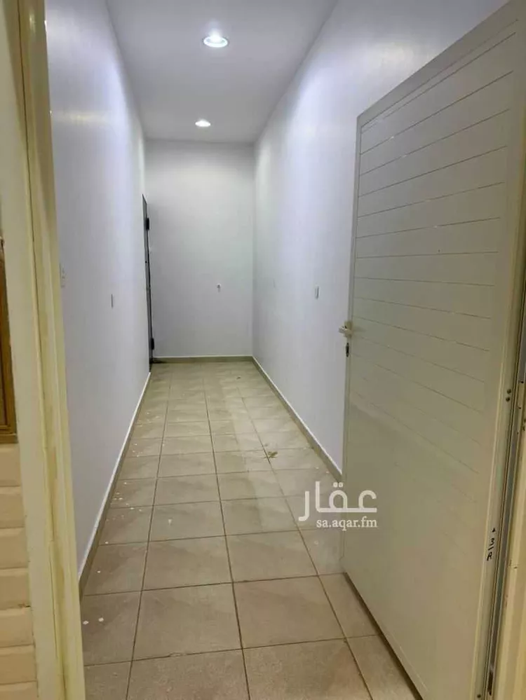 فيلا للإيجار في شارع حلل بنت أبي المكارم, حي المهدية, مدينة الرياض, منطقة الرياض 7