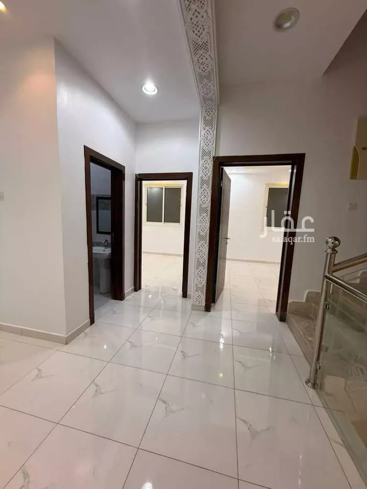 فيلا للإيجار في شارع حلل بنت أبي المكارم, حي المهدية, مدينة الرياض, منطقة الرياض 6
