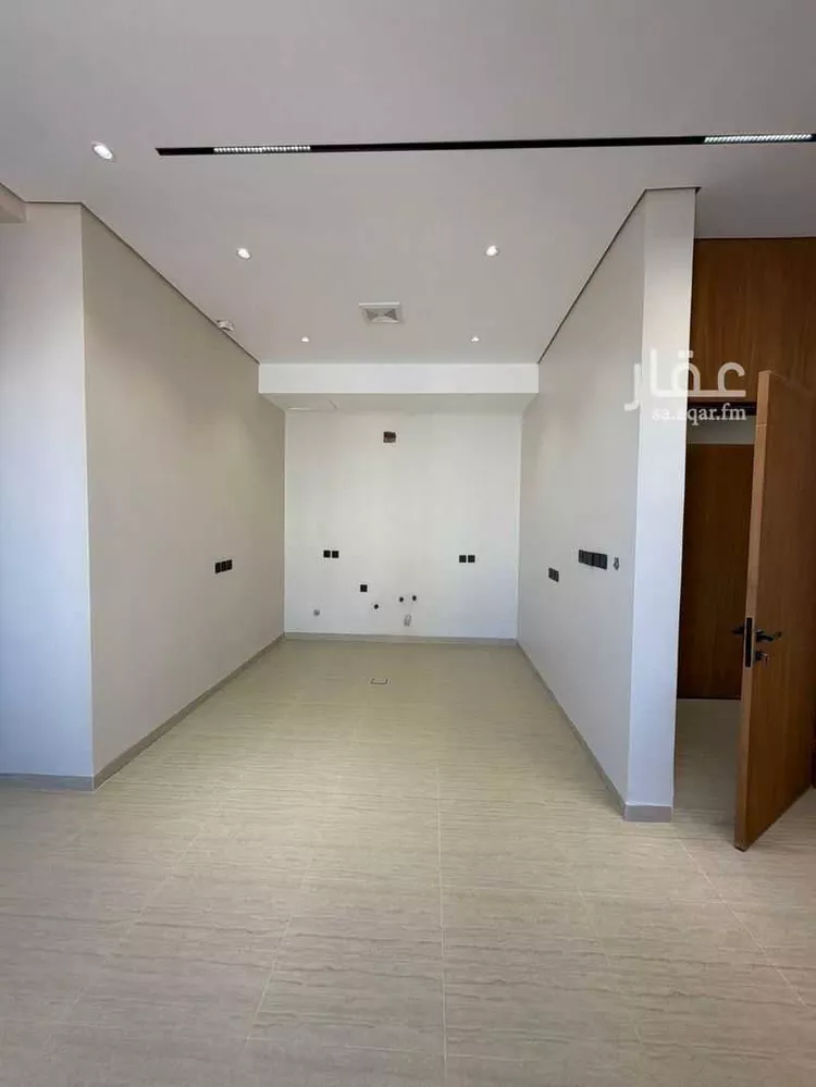 Floor for Sale in Riyadh Ar Rimal 6