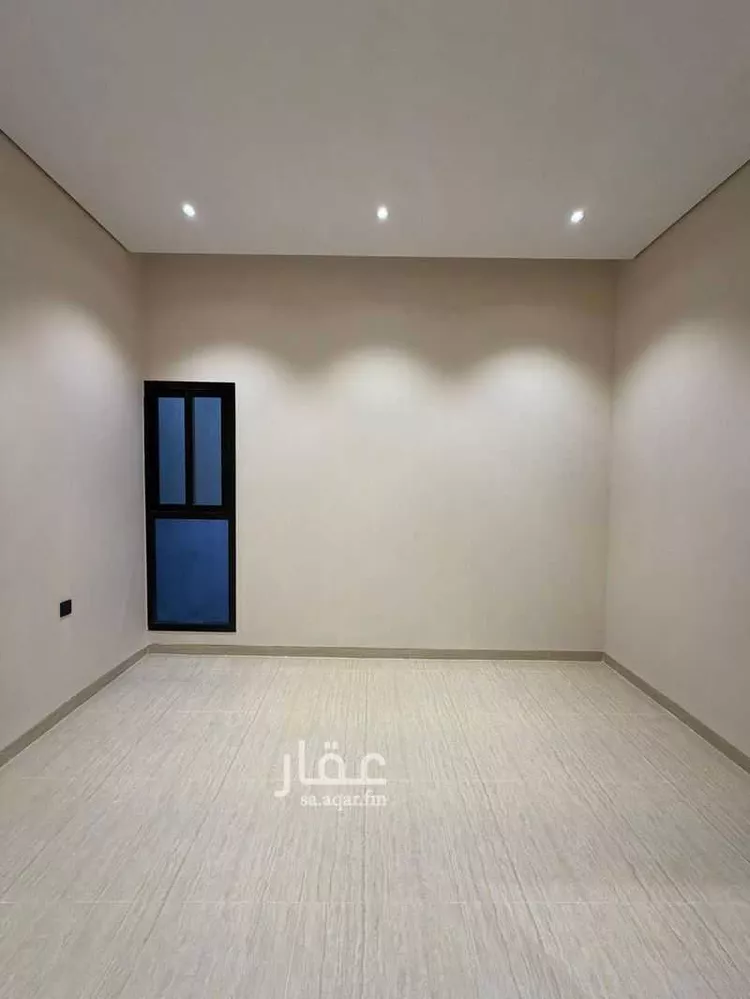 Floor for Sale in Riyadh Ar Rimal 7