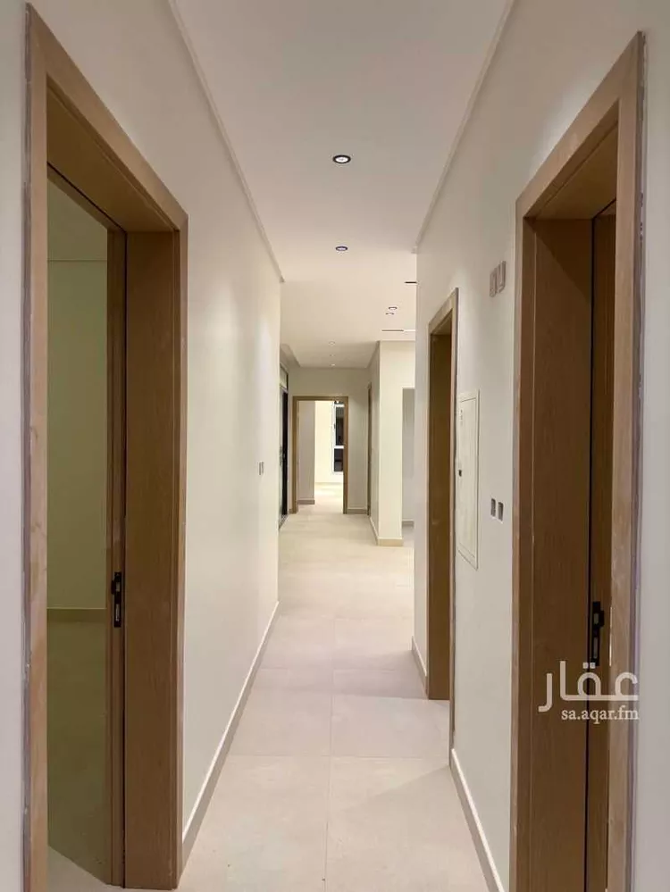دور للبيع في شارع الداهنة, حي الخليج, مدينة الرياض, منطقة الرياض صورة 3
