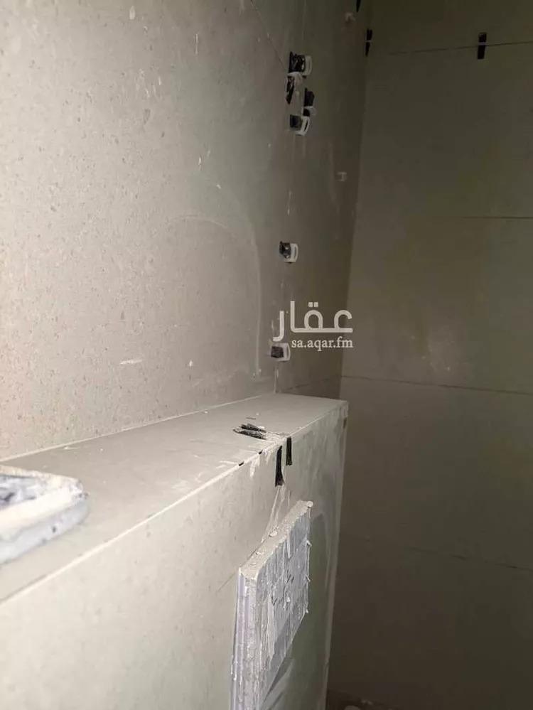عمارة للبيع في شارع أبي الكرم, حي الضباط, مدينة الرياض, منطقة الرياض 9