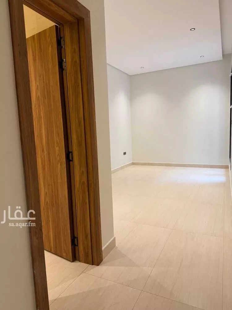Floor for Sale in Riyadh King Faisal