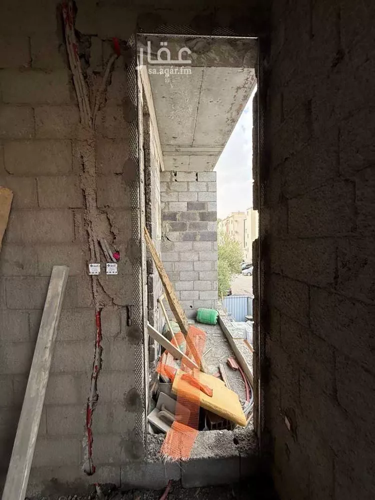 عمارة للبيع في شارع ثابت بن عدي, حي الضباط, مدينة الرياض, منطقة الرياض 10