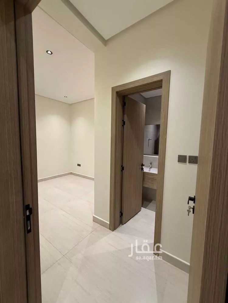 دور للبيع في شارع عمرو بن شبة, حي الأندلس, مدينة الرياض, منطقة الرياض 9
