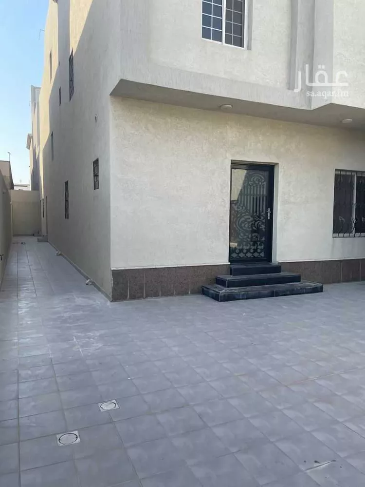 فيلا للإيجار في شارع حذيفة ابن اوس, حي طيبة, مدينة الدمام, المنطقة الشرقية صورة 2