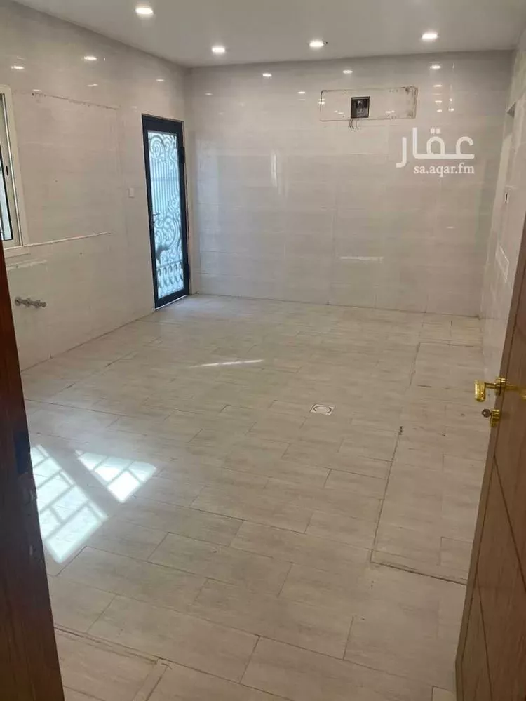 فيلا للإيجار في شارع حذيفة ابن اوس, حي طيبة, مدينة الدمام, المنطقة الشرقية صورة 5
