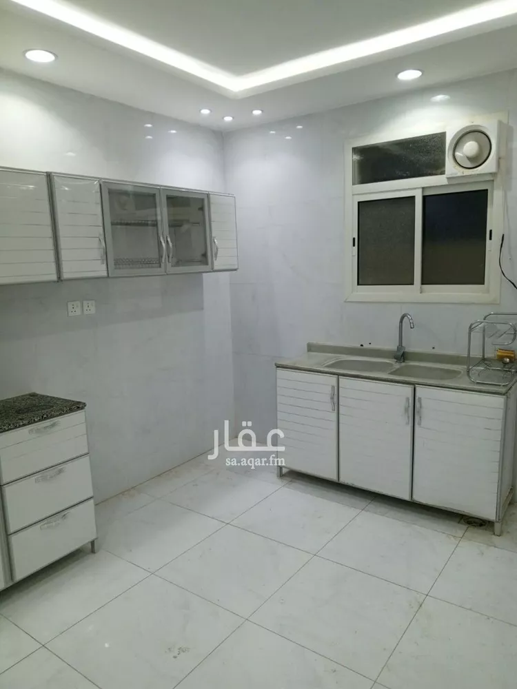 شقة للإيجار في شارع يحيى بن البناء, حي عكاظ, مدينة الرياض, منطقة الرياض