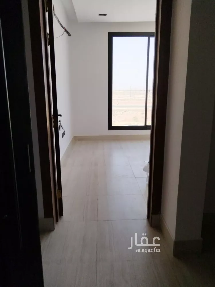 فيلا للبيع في شارع ابن سيده اللغوي, حي الرمال, مدينة الرياض, منطقة الرياض صورة 2