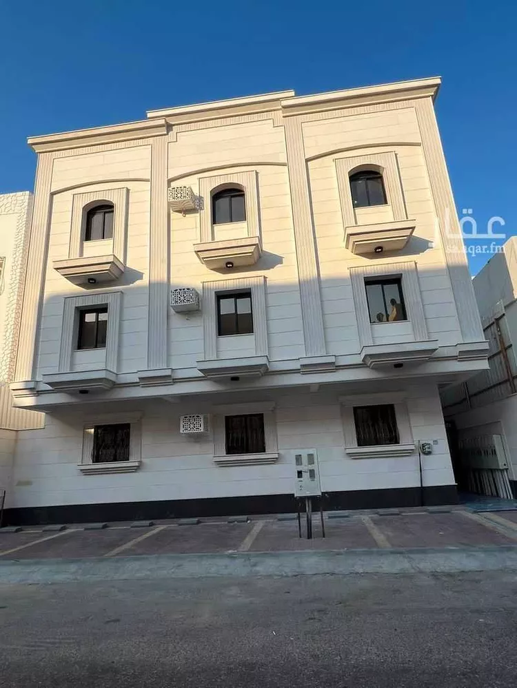 عمارة للبيع في شارع السلام, حي العقربية, مدينة الخبر, المنطقة الشرقية