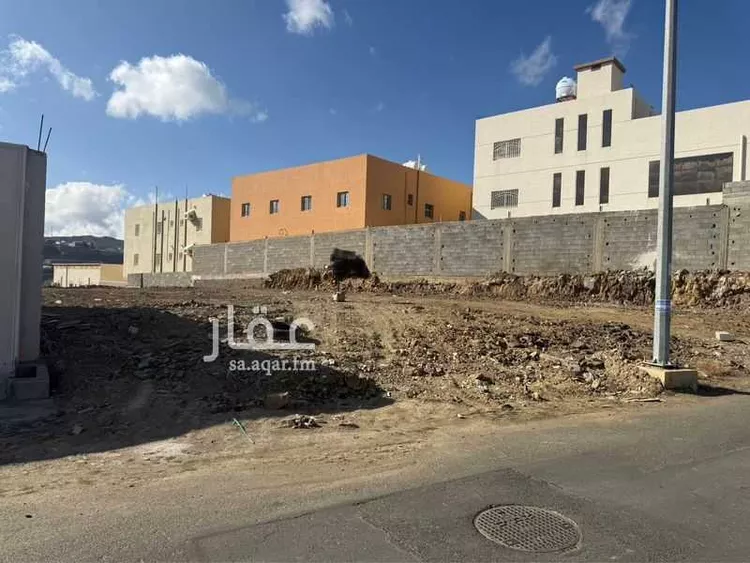 أرض للبيع في شارع 37 المنتزه ، أبها ، منطقة عسير