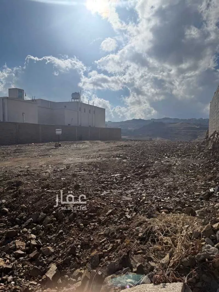أرض للبيع في شارع 37 المنتزه ، أبها ، منطقة عسير صورة 2