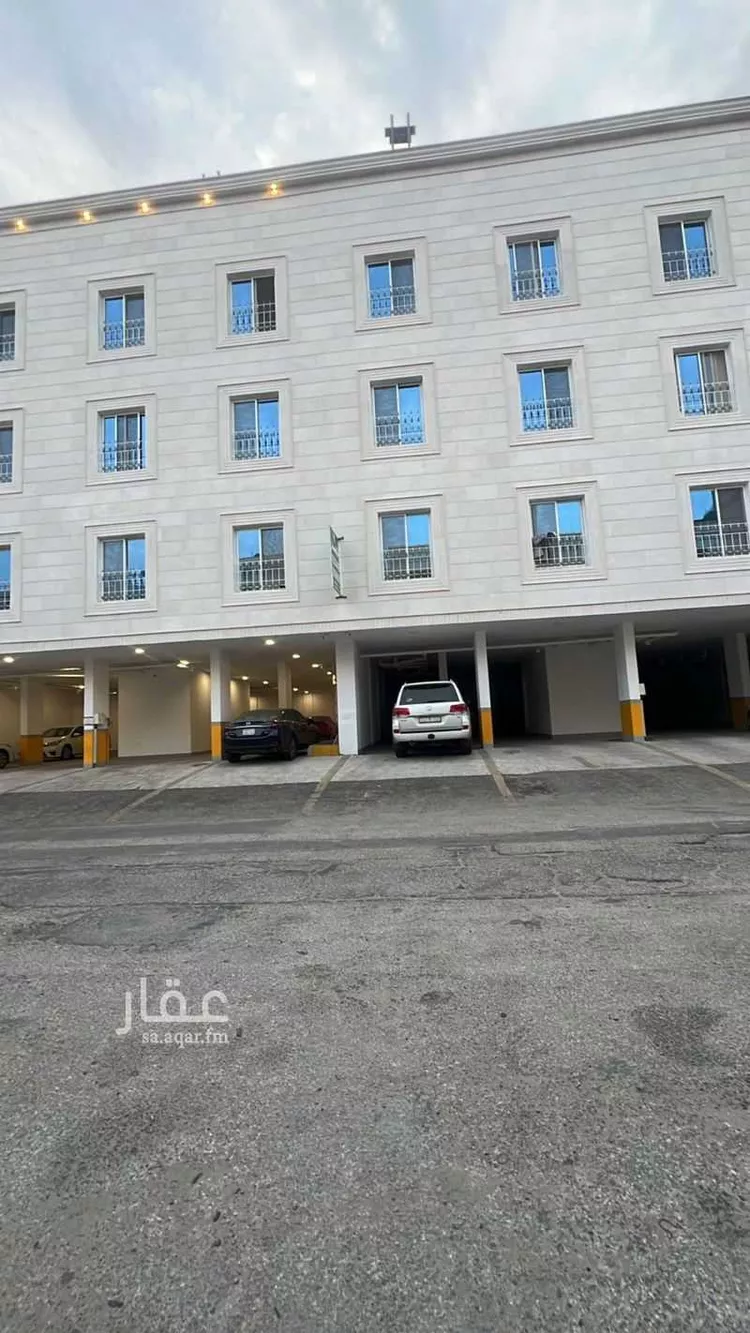 عمارة للبيع في شارع التاسع عشر, حي الخبر الجنوبية, مدينة الخبر, المنطقة الشرقية صورة 2