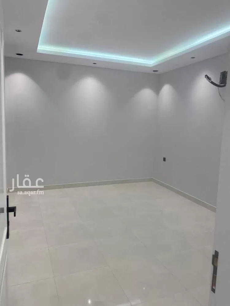 عمارة للإيجار في شارع التاسع عشر, حي الخبر الجنوبية, مدينة الخبر, المنطقة الشرقية صورة 4