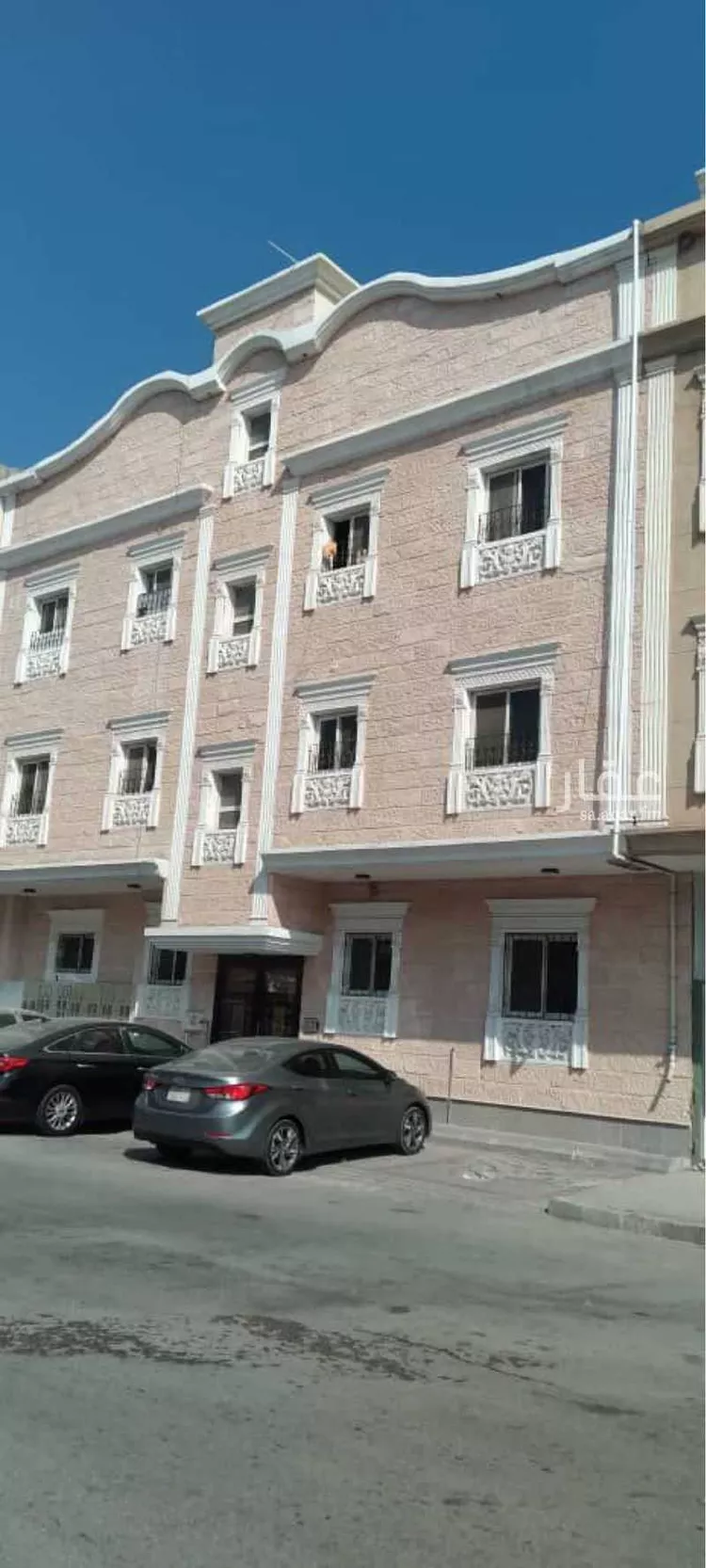 عمارة للبيع في شارع حائل, حي الثقبة, مدينة الخبر, المنطقة الشرقية