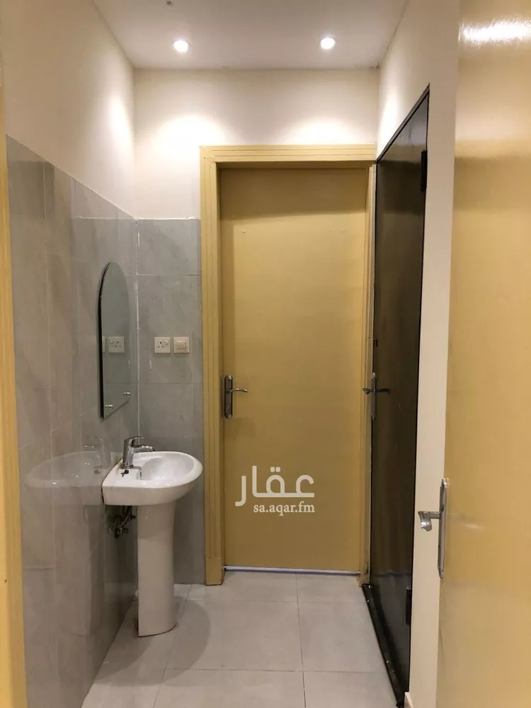 شقة للإيجار في شارع محمد بن مسعود العجلاني, حي الرمال, مدينة الرياض, منطقة الرياض صورة 5