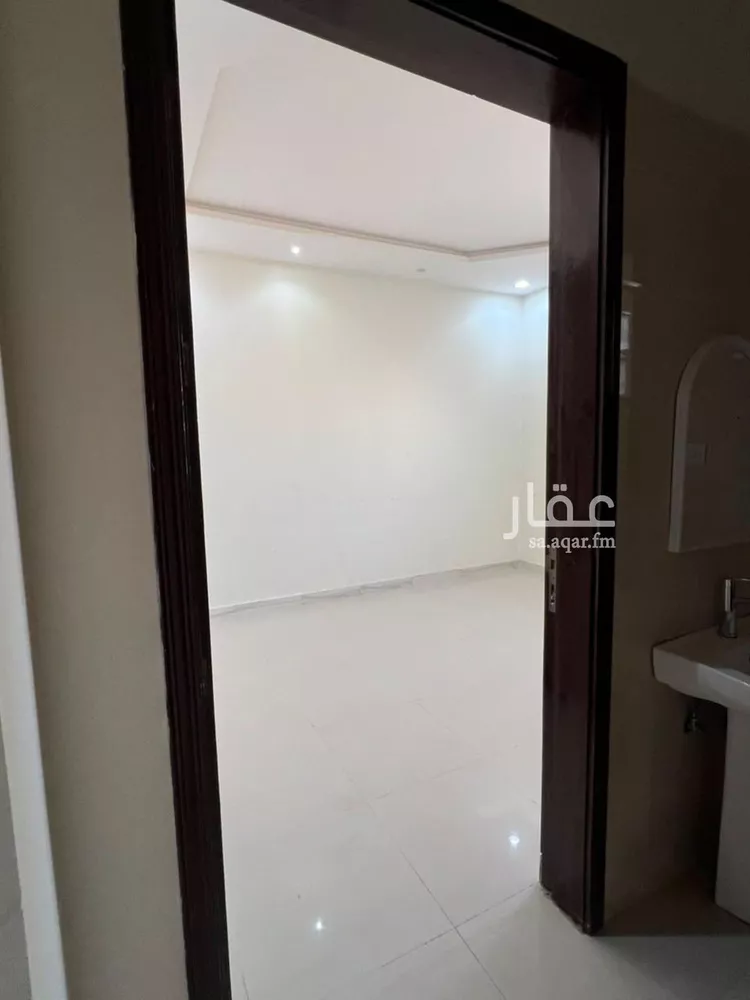 شقة للإيجار في شارع محمد بن مسعود العجلاني, حي الرمال, مدينة الرياض, منطقة الرياض صورة 3