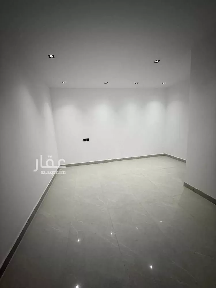 شقة للإيجار في شارع أبي أيوب اليمامي ، حي الشرق ، الرياض ، منطقة الرياض صورة 4