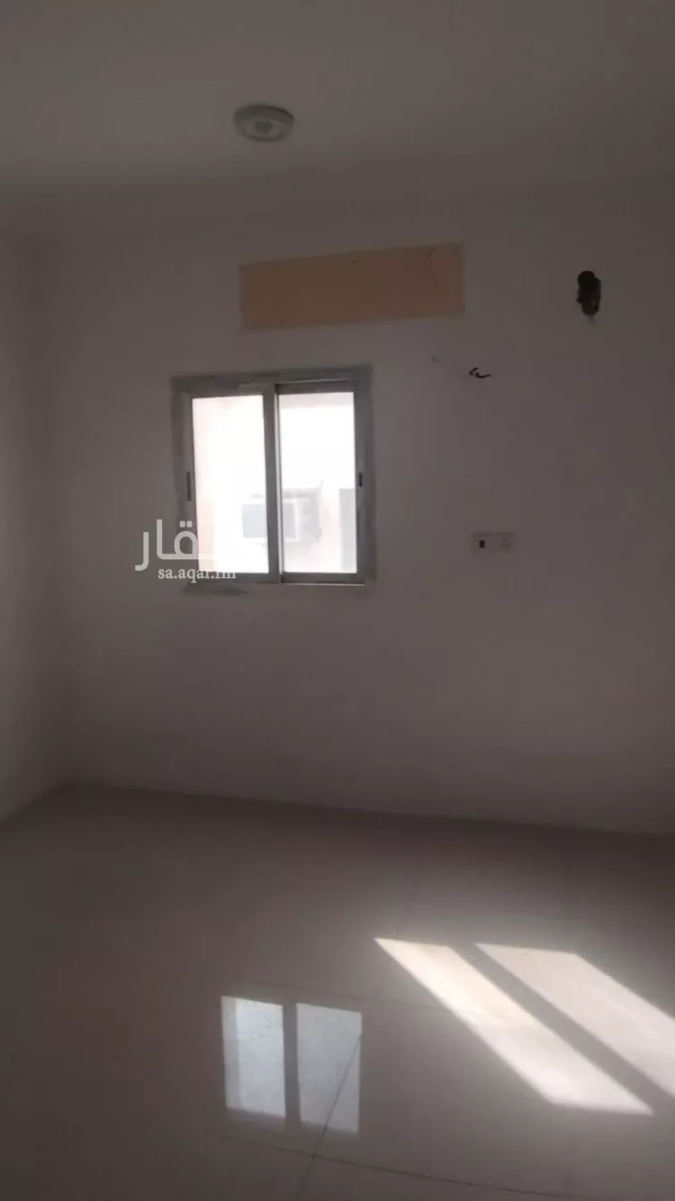 مكتب تجاري للإيجار في شارع طريق الملك خالد, حي غرناطة, مدينة الدمام, المنطقة الشرقية صورة 3