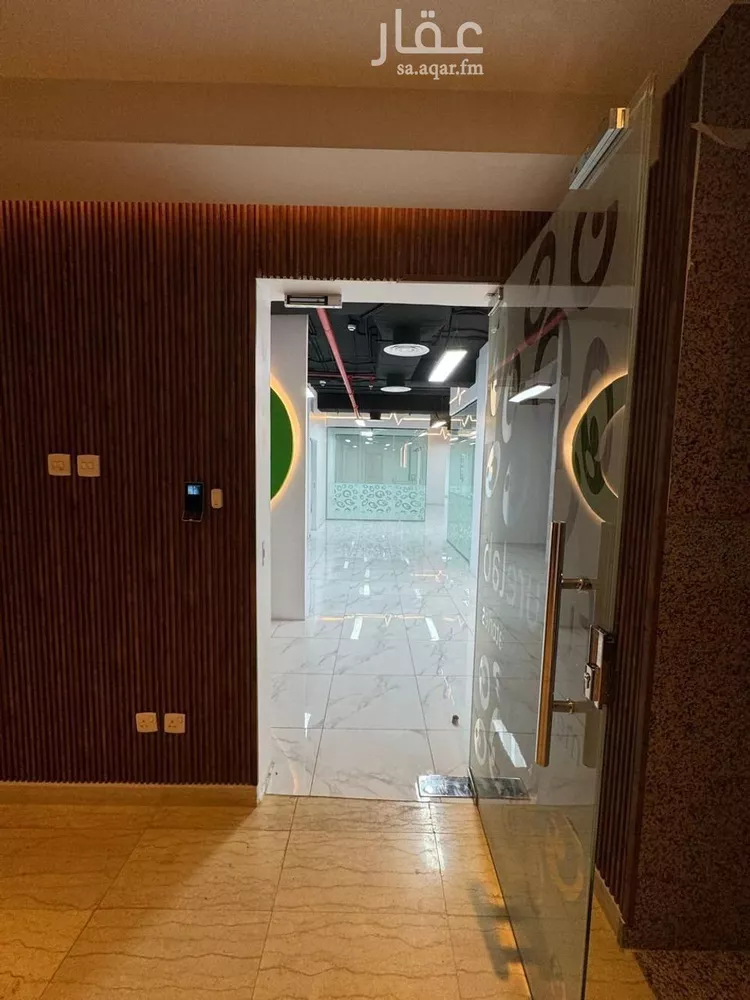 مكتب تجاري للإيجار في شارع طريق المدينة المنورة فرعي, حي الفيصلية, مدينة جدة, منطقة مكة المكرمة صورة 4