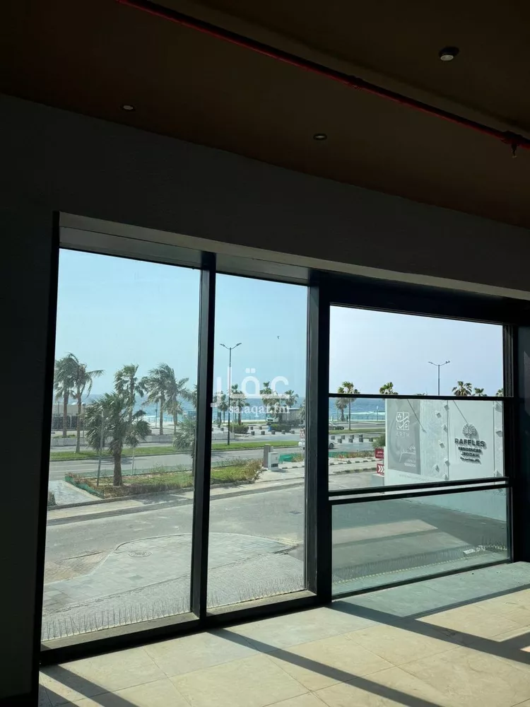 محل للإيجار في شارع ابي بكر النحوي, حي الشاطئ, مدينة جدة, منطقة مكة المكرمة صورة 2
