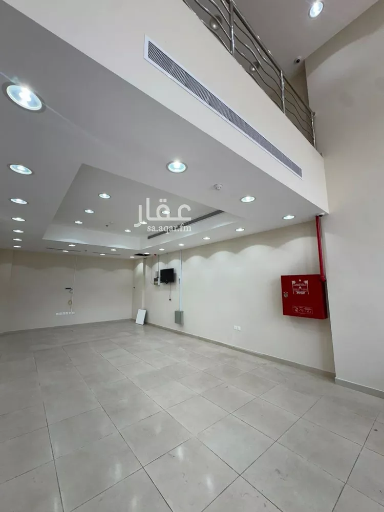 محل للإيجار في شارع سيف العزه, حي الشرفية, مدينة جدة, منطقة مكة المكرمة صورة 4