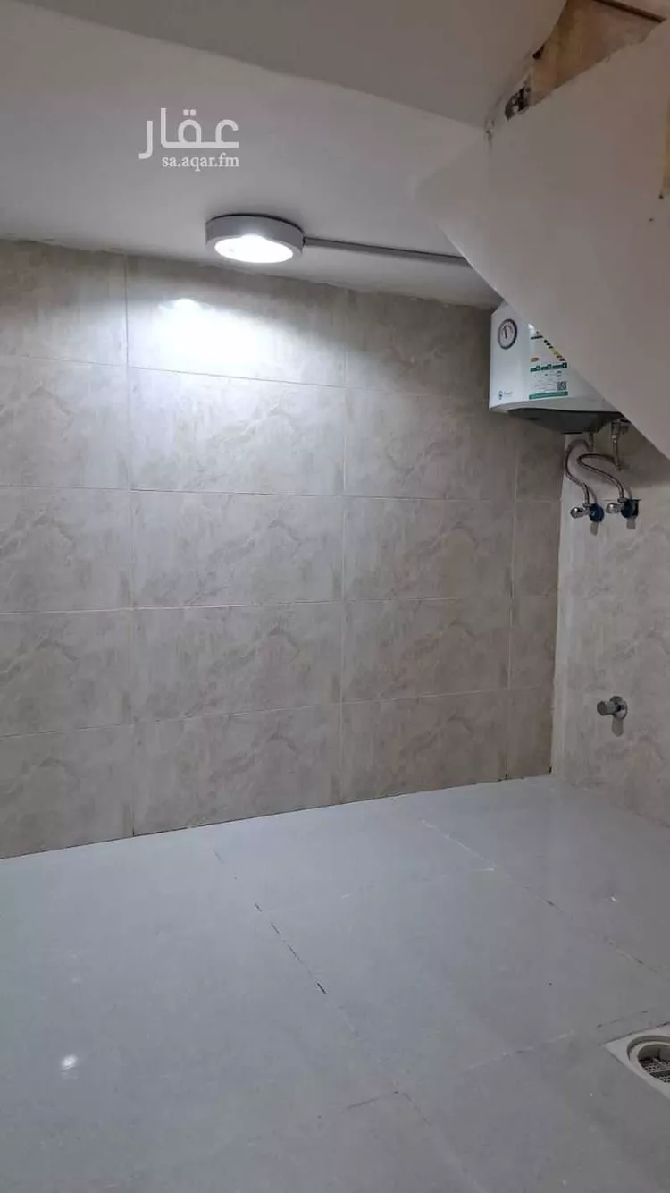 دور للإيجار في شارع البغدادي, حي الحمراء, مدينة الرياض, منطقة الرياض صورة 3